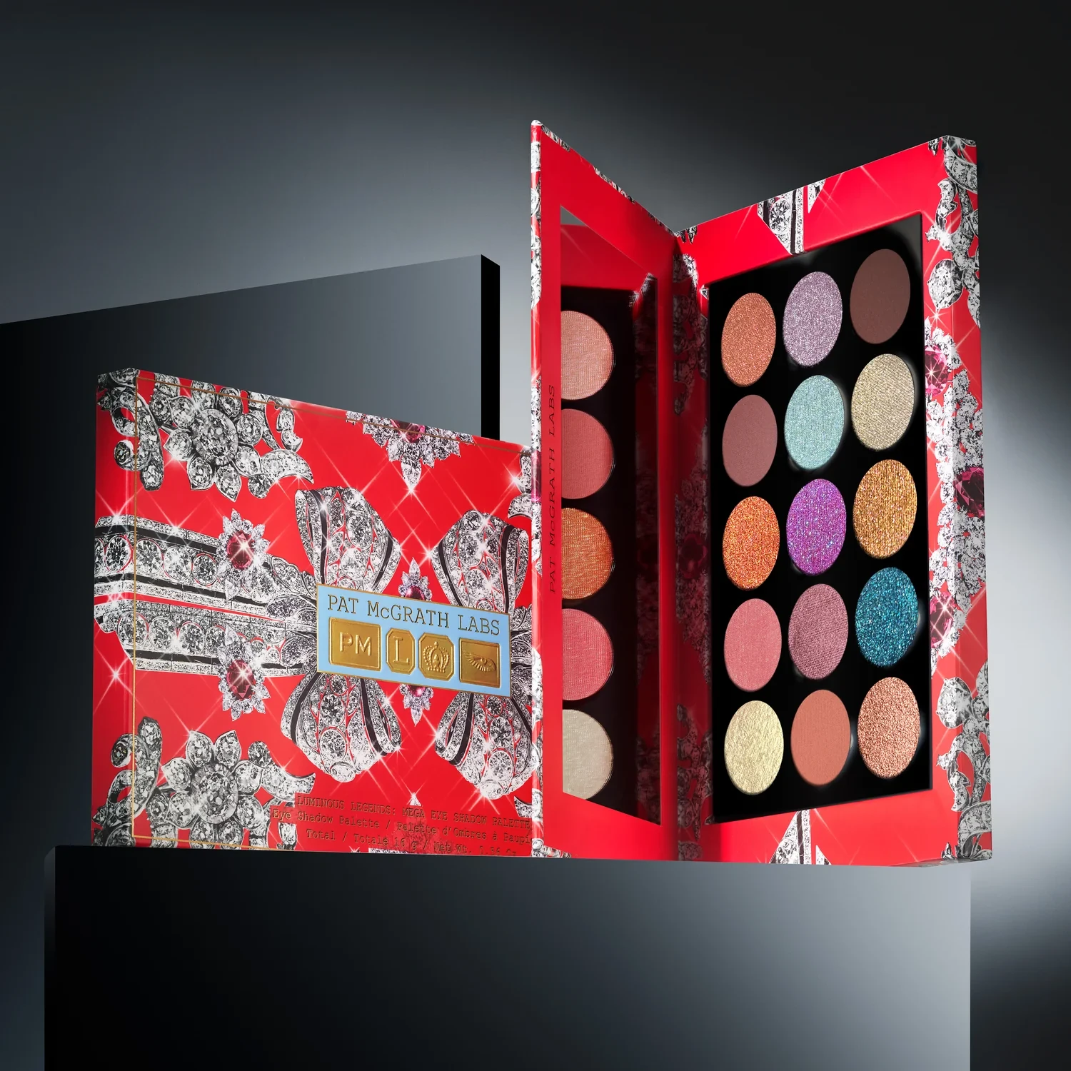 pat-mcgrath-luminous-legends-mega-eye-shadow-palette