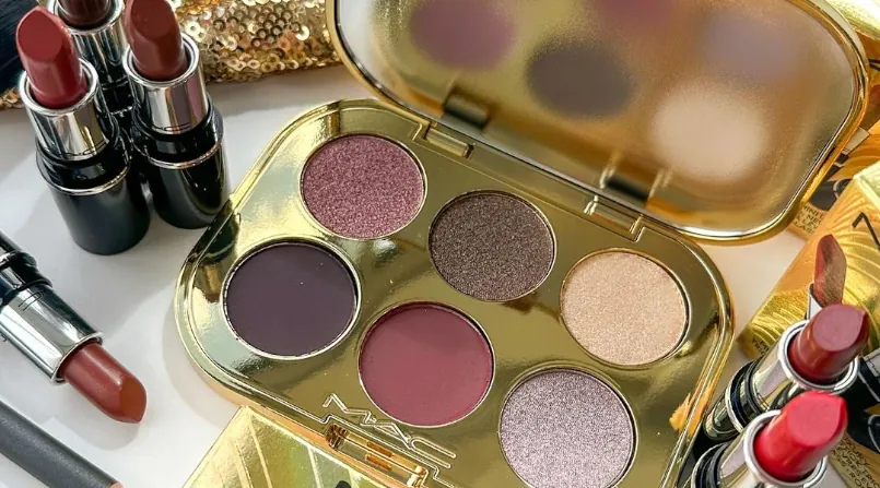 mac-collezione-trucco-natale-2024