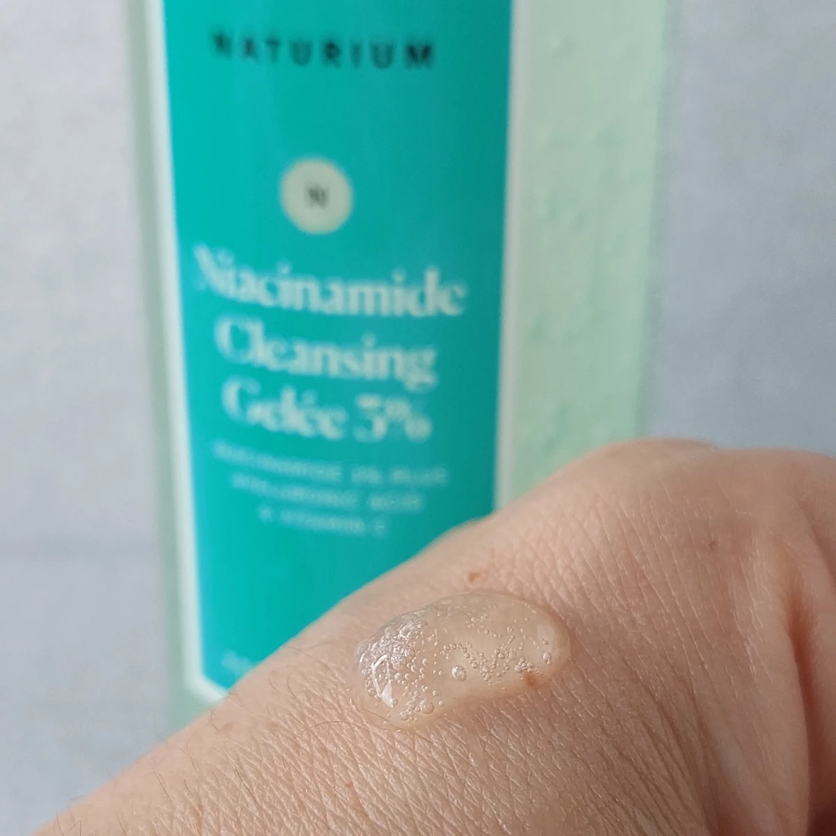 naturium-niacinamide-cleansing-gelee-opinione