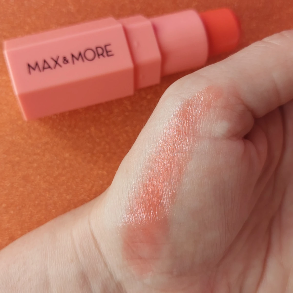 max-more-cheek-lip-eye-stick-184-peach-swatches