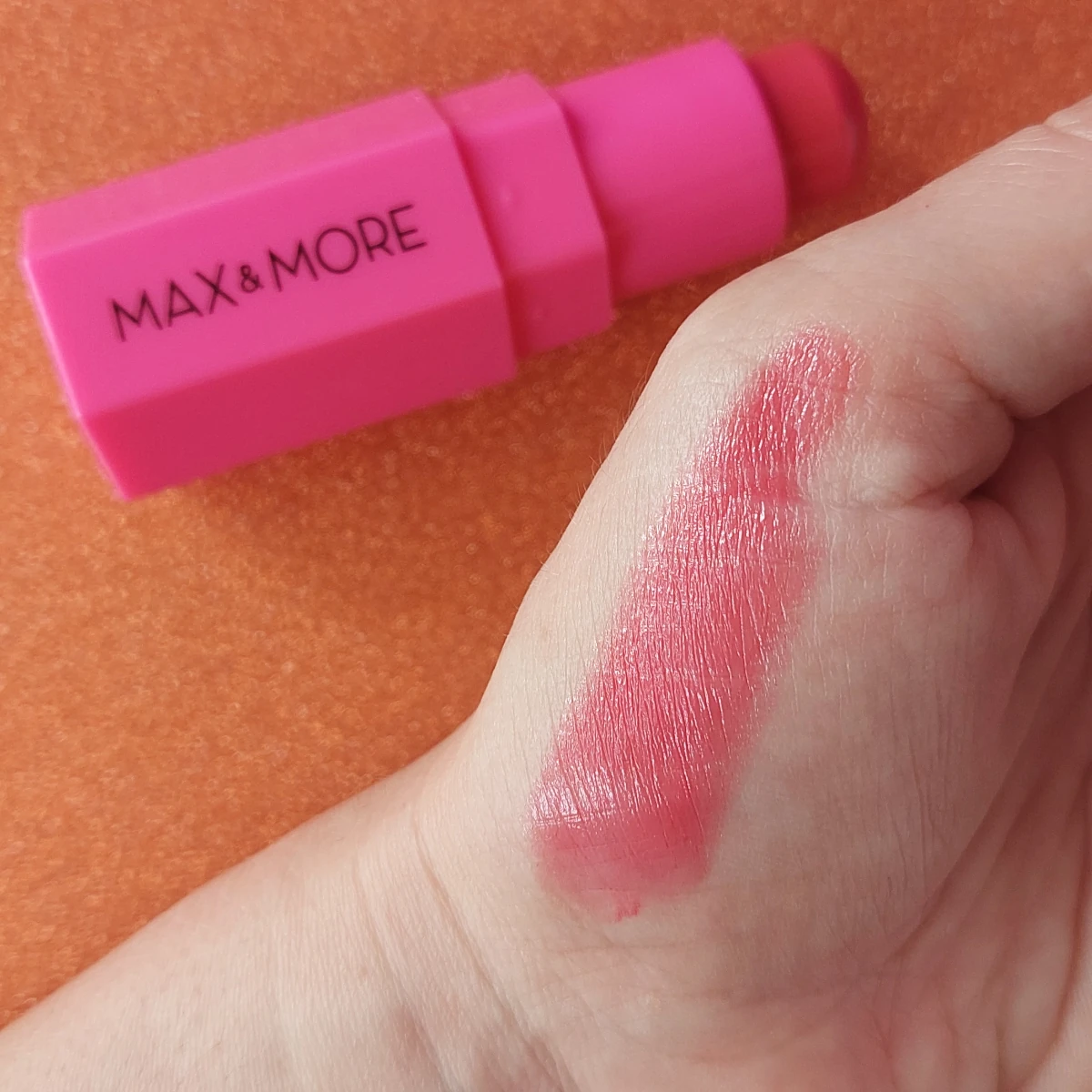 max-more-cheek-lip-eye-stick-187-plum-swatches