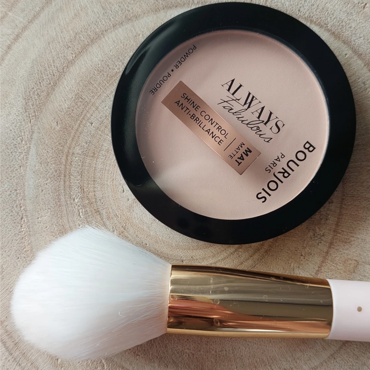 Bourjois-Always-Fabulous-recensione-cipria