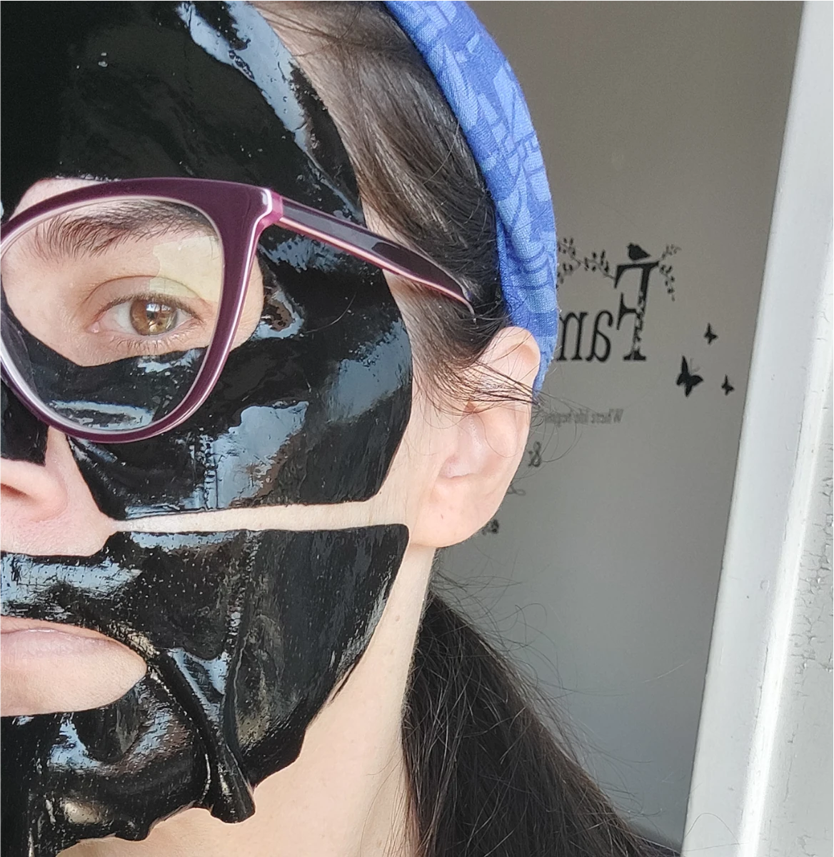 skin-bliss-charcoal-mask-hydrogel-recensione