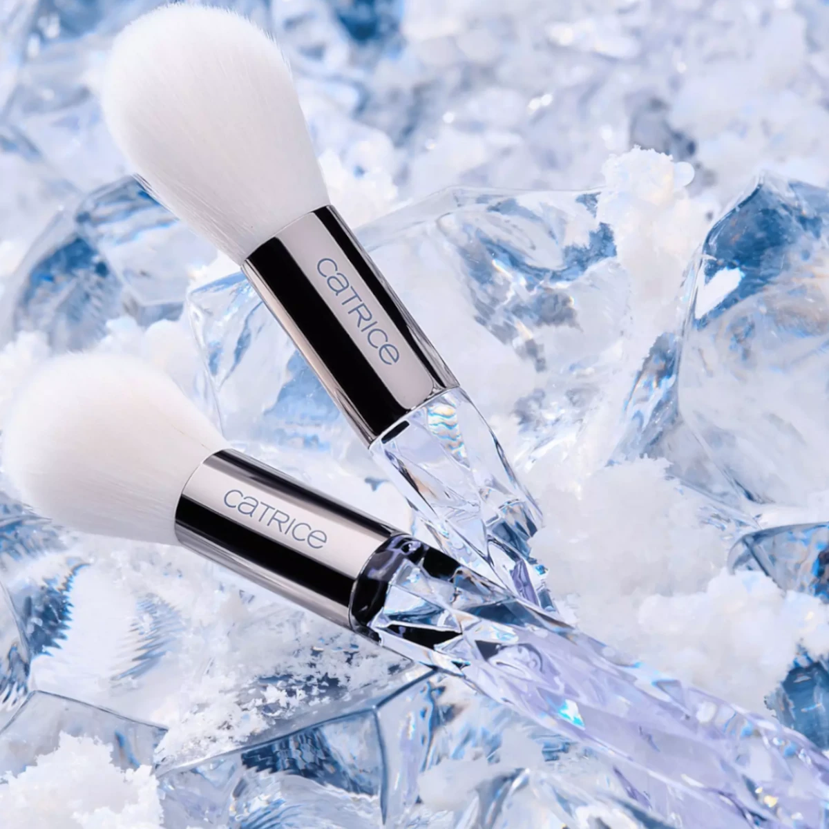 catrice-arctic-illusion-brush