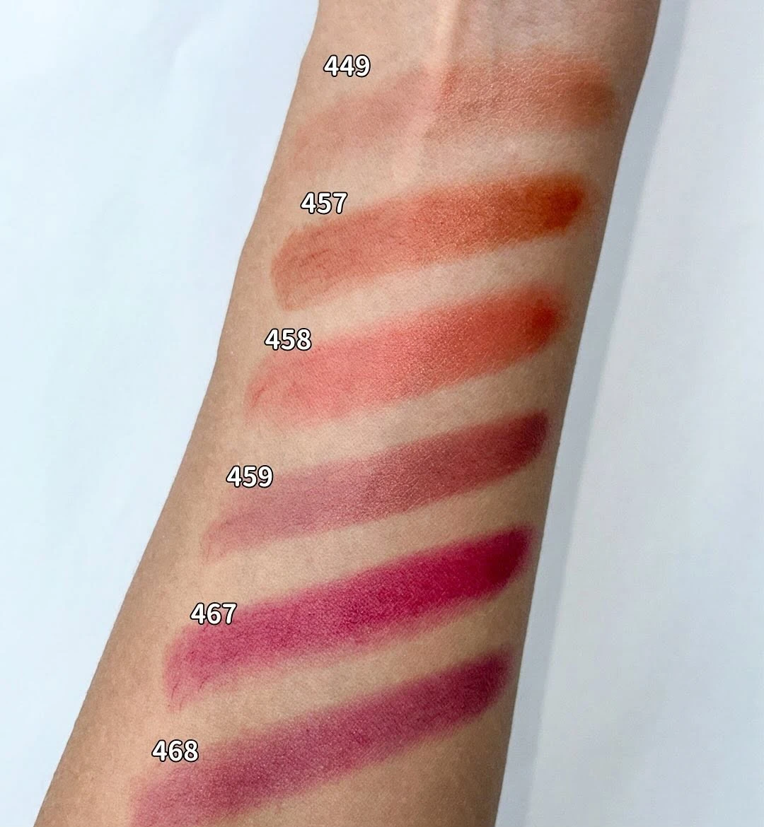 chanel-rouge-allure-velvet-les-perles-swatches