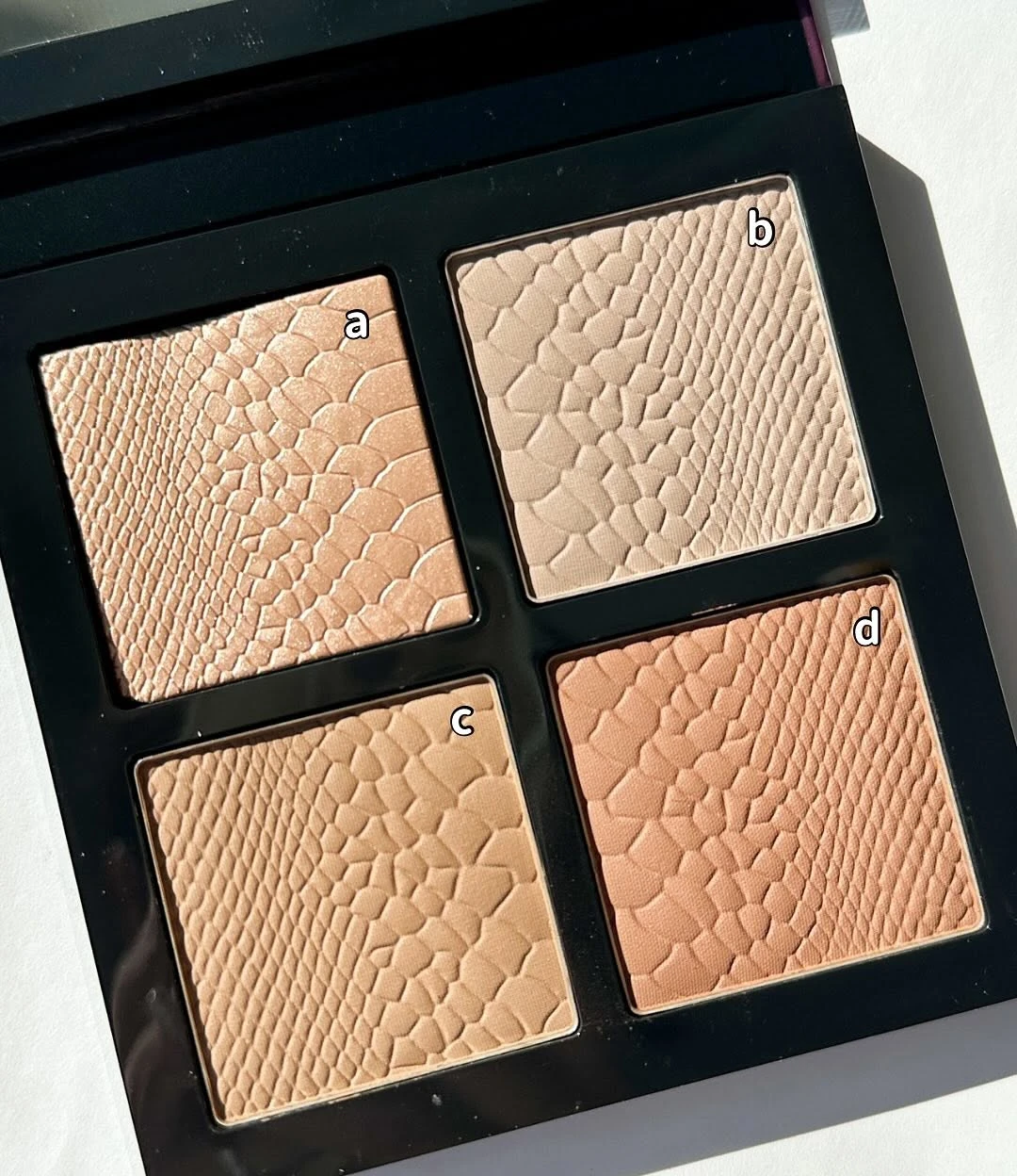 mac-luxe-luck-capodanno-lunare-2025-face-palette