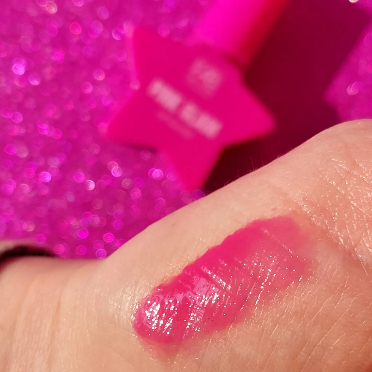 fab-factory-pink-glam-lipgloss-swatches