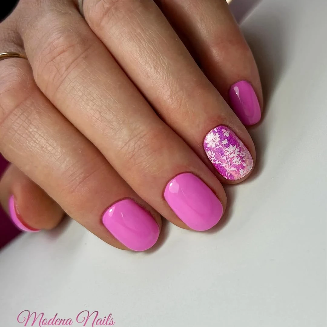 unghie-primavera-rosa-nail-art